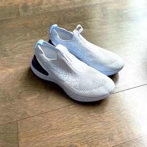 Nike Epic Phantom React Flyknit